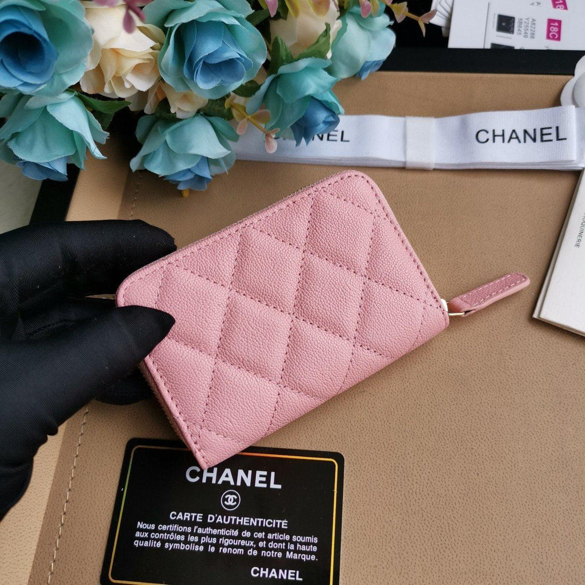 CHANEL 22C Pink Zip Coin wallet
