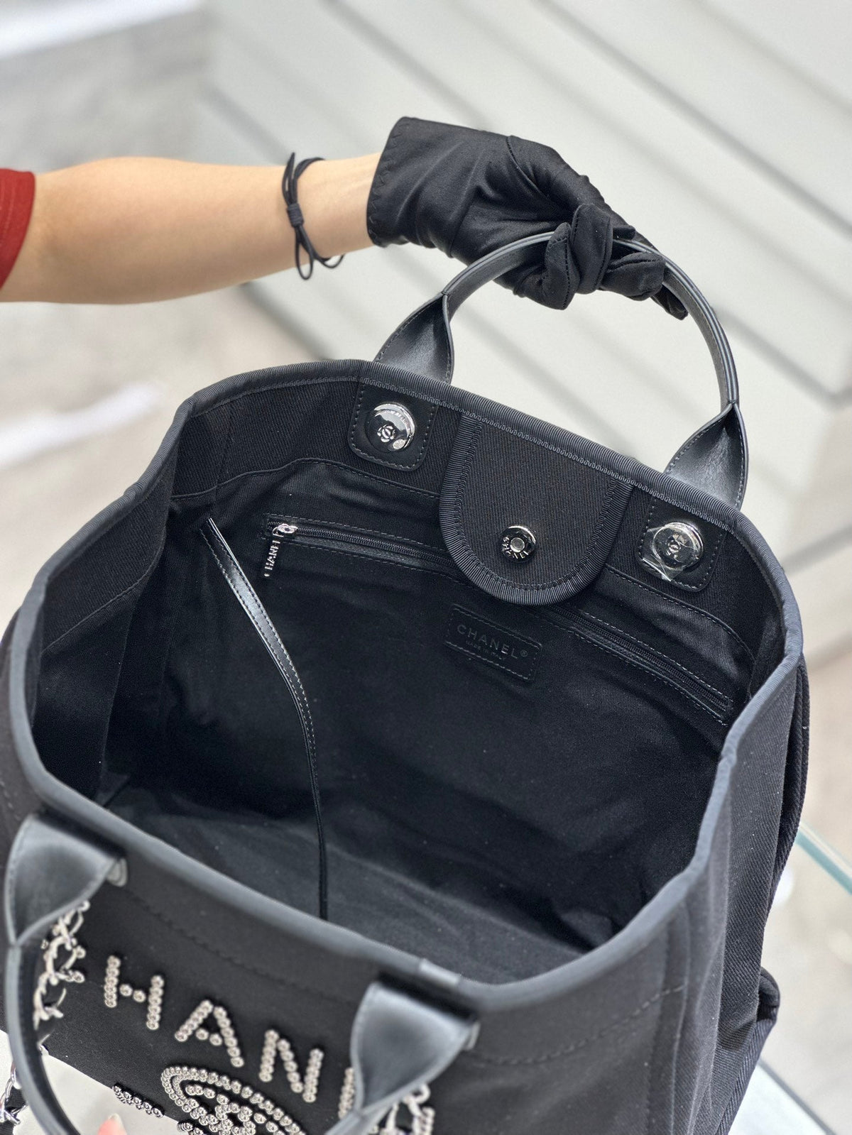 Chanel Natural Canvas and Black Leather Large Pearl Deauville Tote - 30x39x22cm